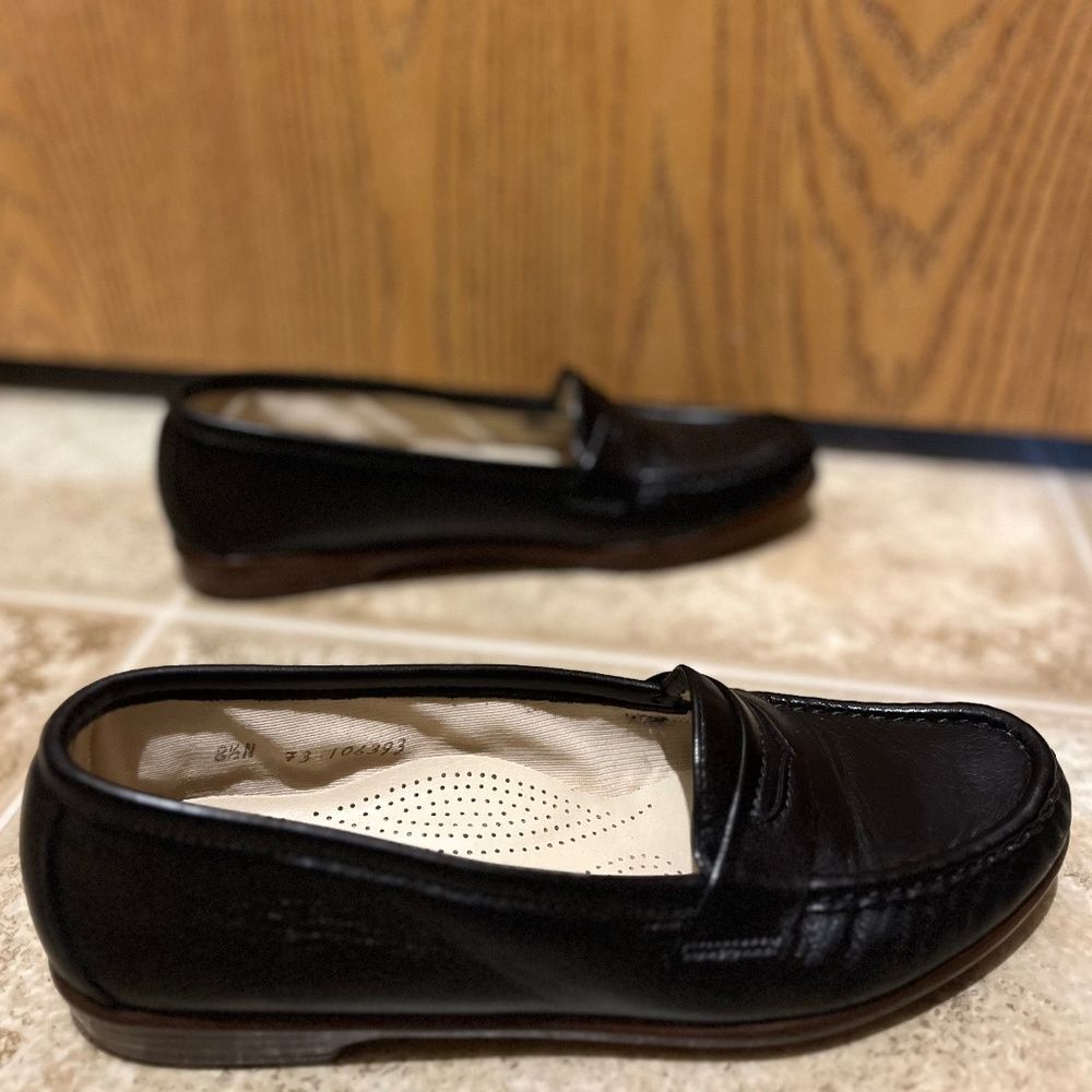 SAS Women’s Black Genuine Leather Casual Penny Loafers | Comfort Shoes Sz-8.5